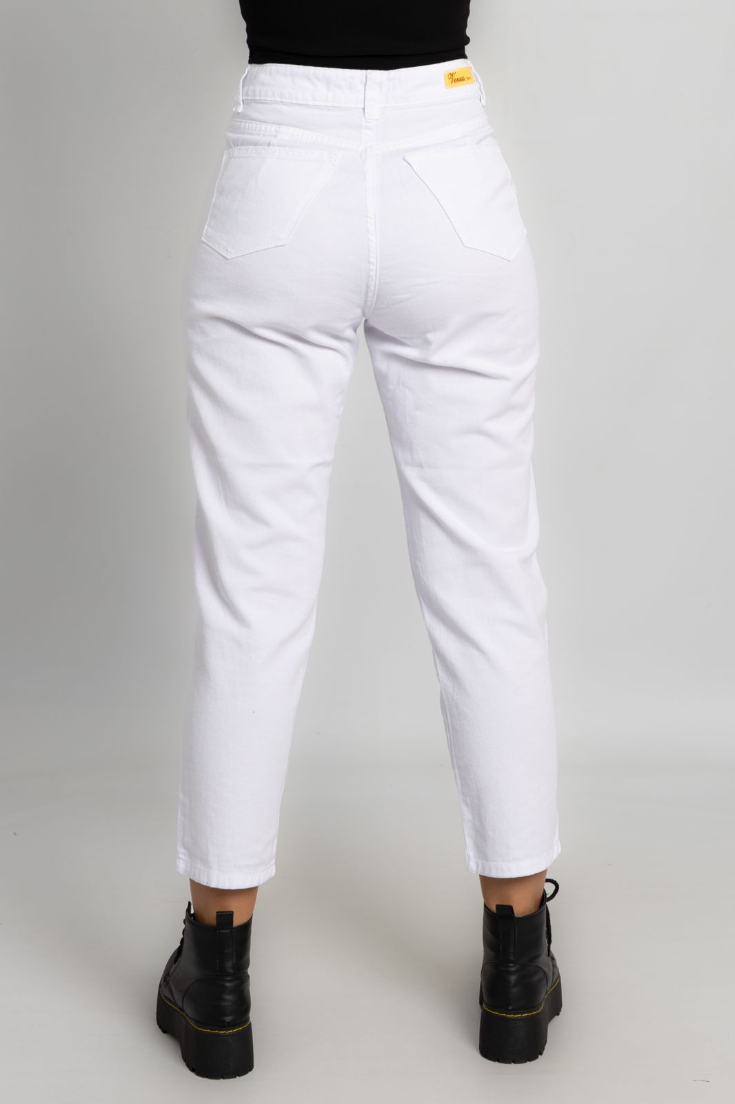 Art. 130 | MOM Blanco con rotura