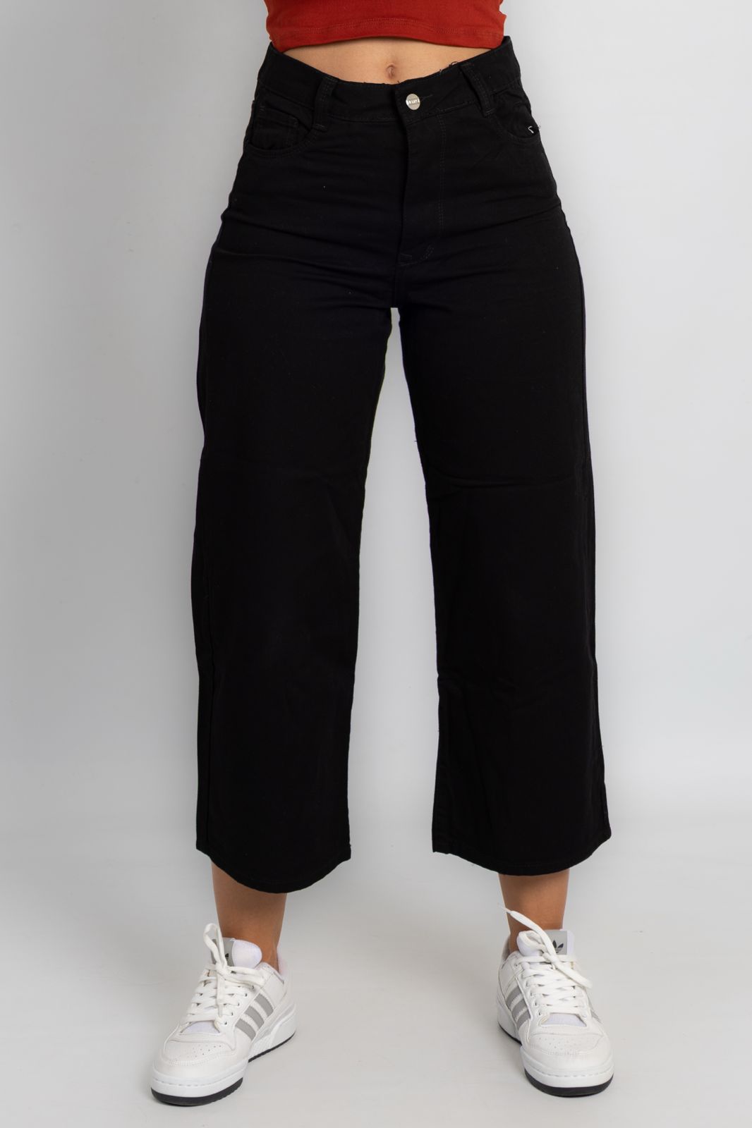 Art. 183 | Wide Leg negro corto culotte