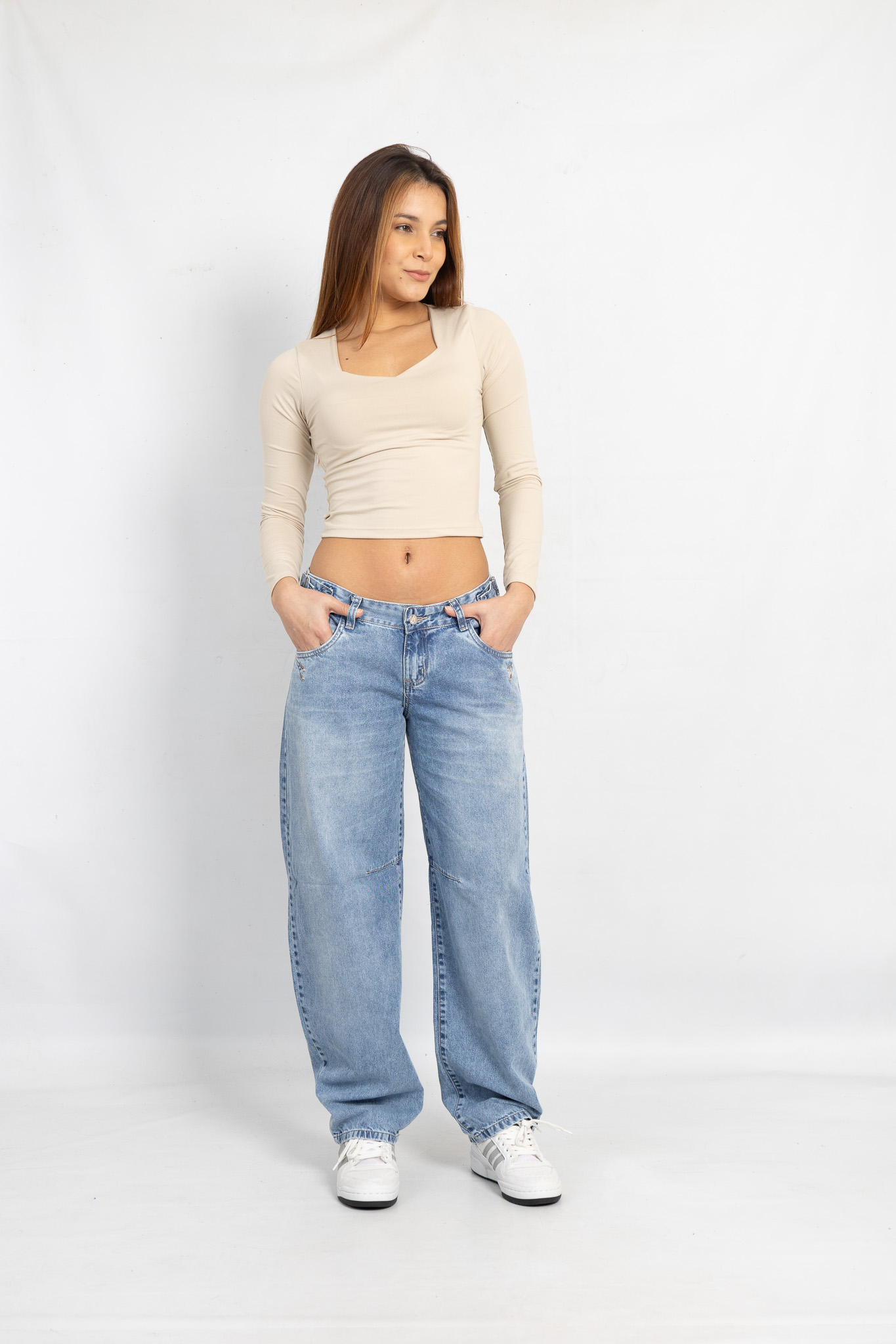 Art. 799 | Baggy Nevado con hebillas TB