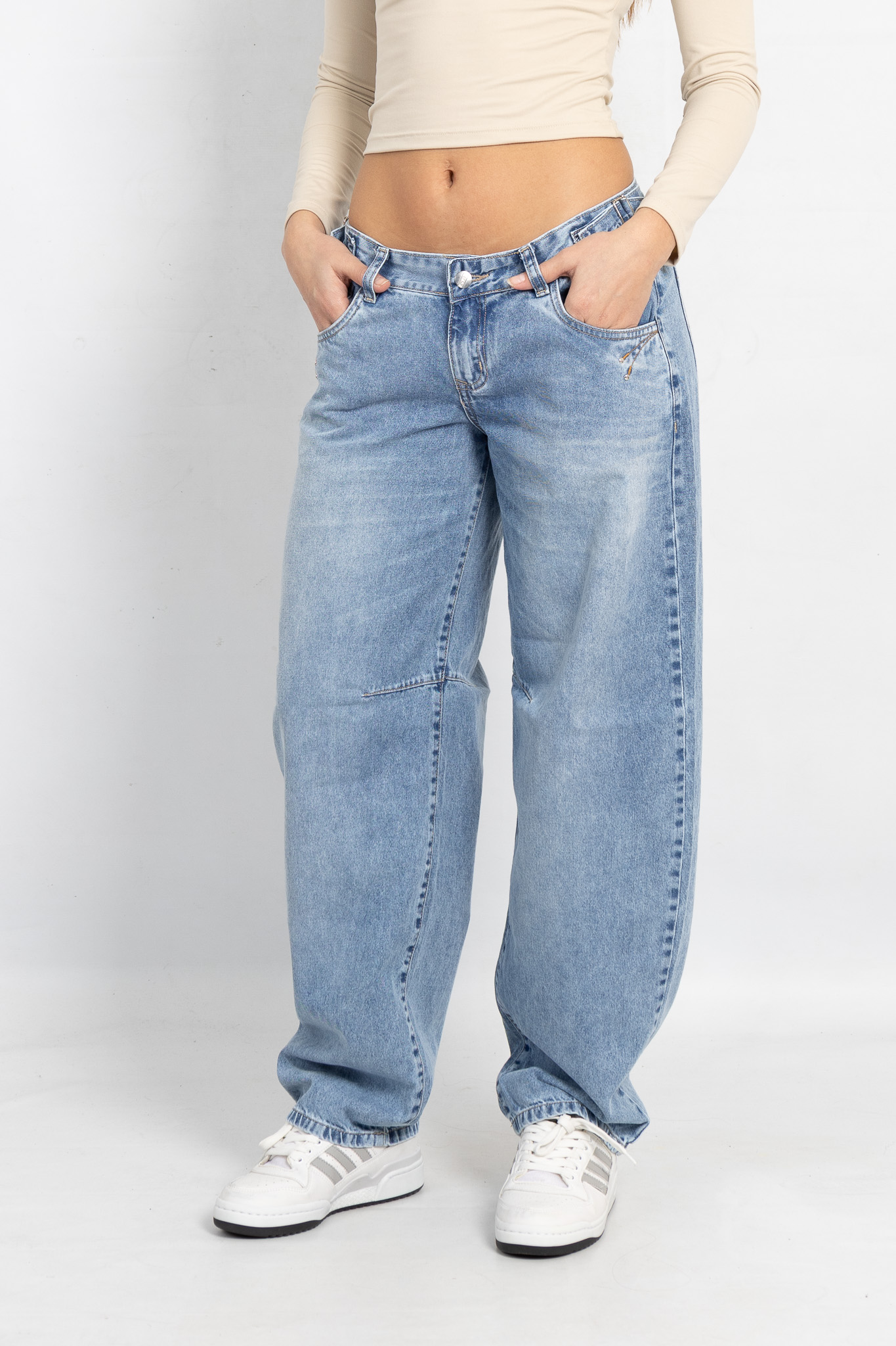 Art. 799 | Baggy Nevado con hebillas TB