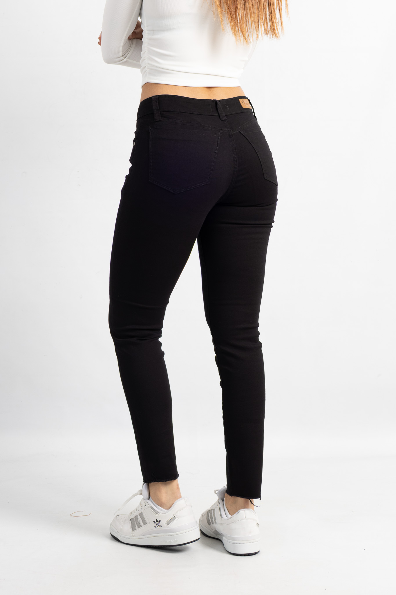 Art. 795 | Chupin Negro Desflecado TM