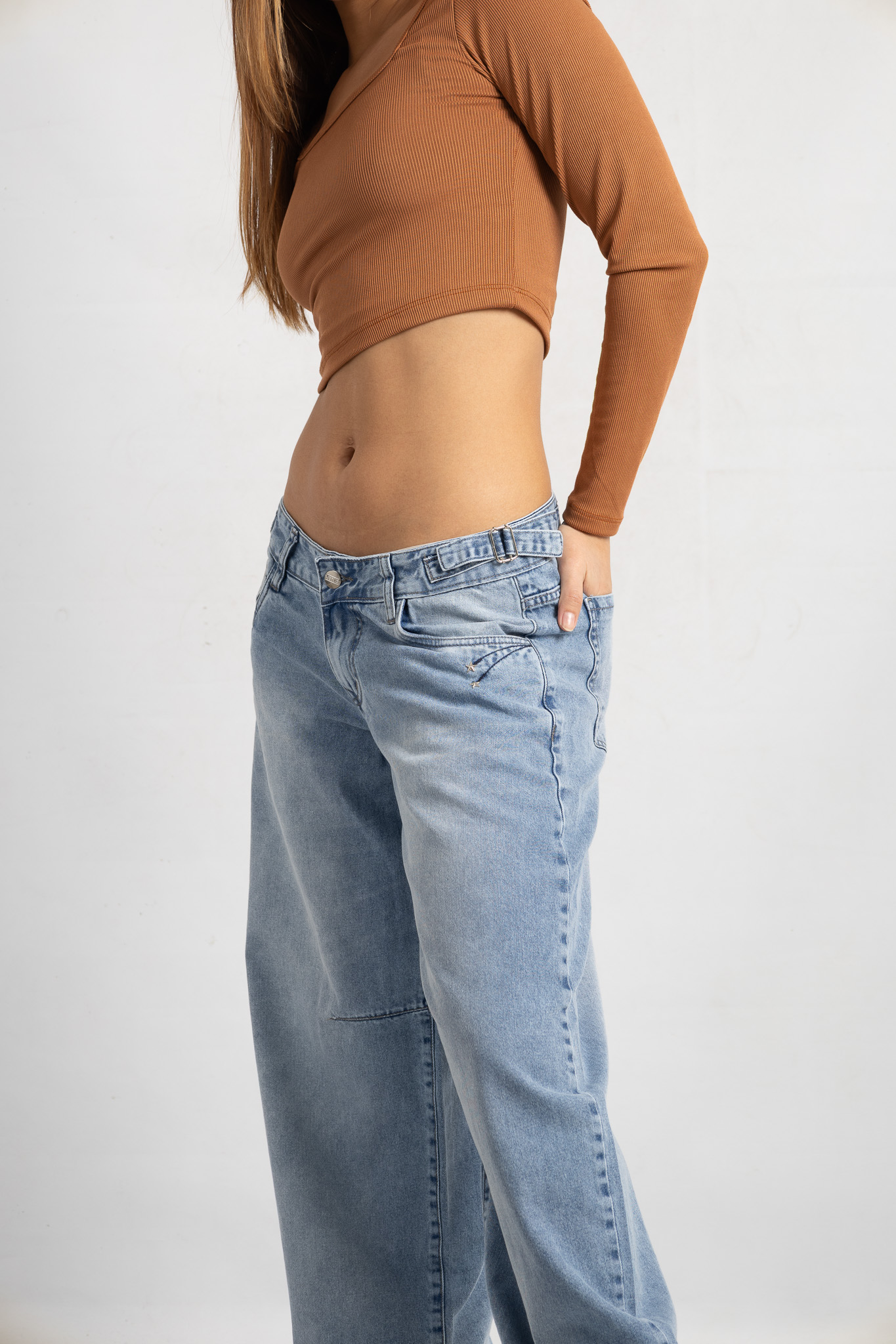 Art. 803 | Baggy Nevado clásico con hebillas HG TB