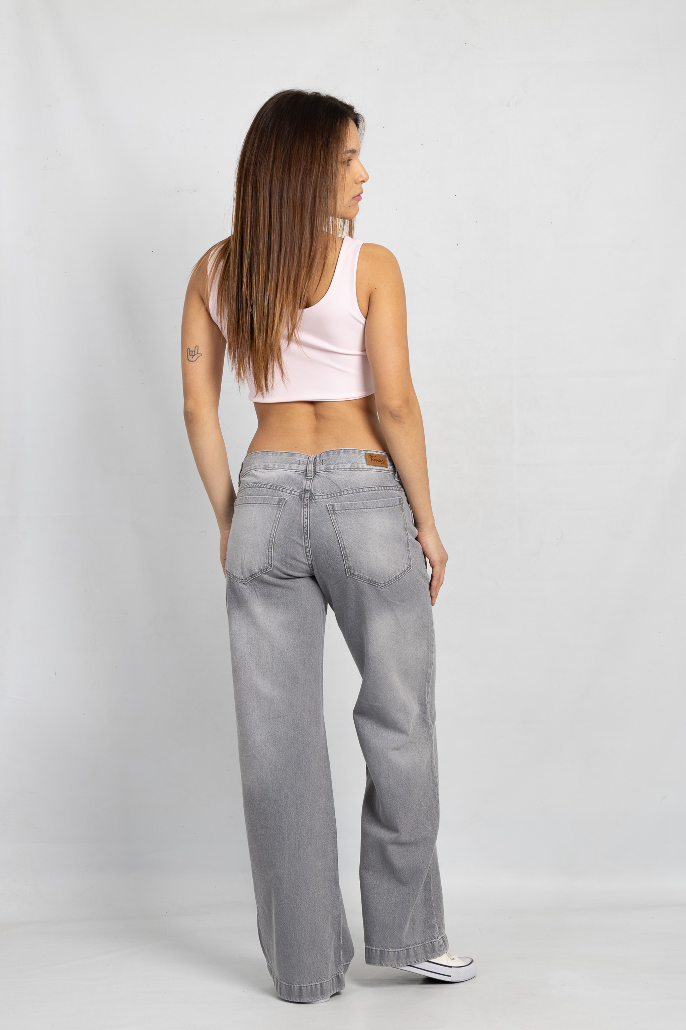 Art. 818 | Wide leg Gris Claro con tachitas TB
