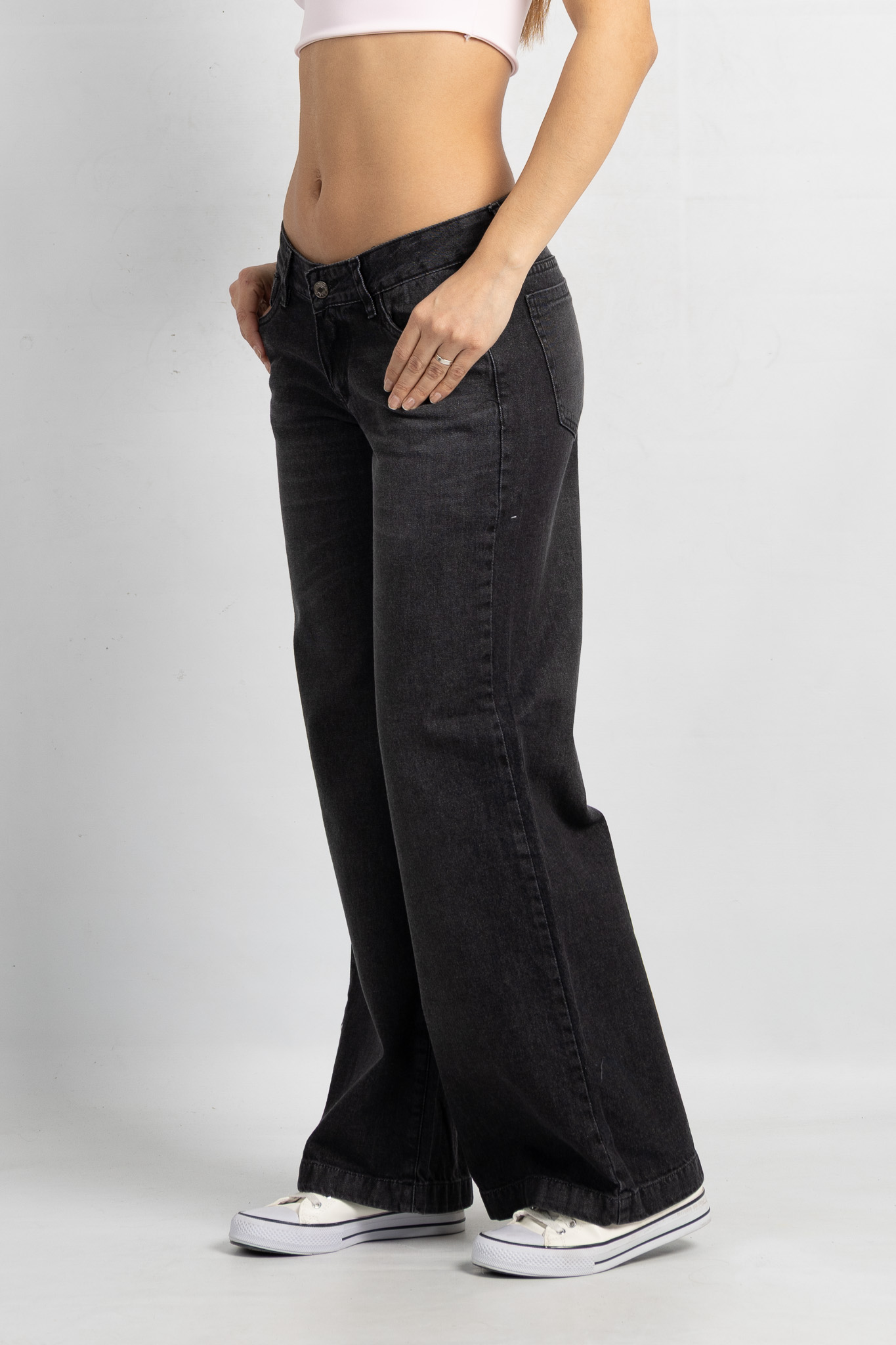 Art. 824 | Wide leg Gris Oscuro Con Tachitas TB