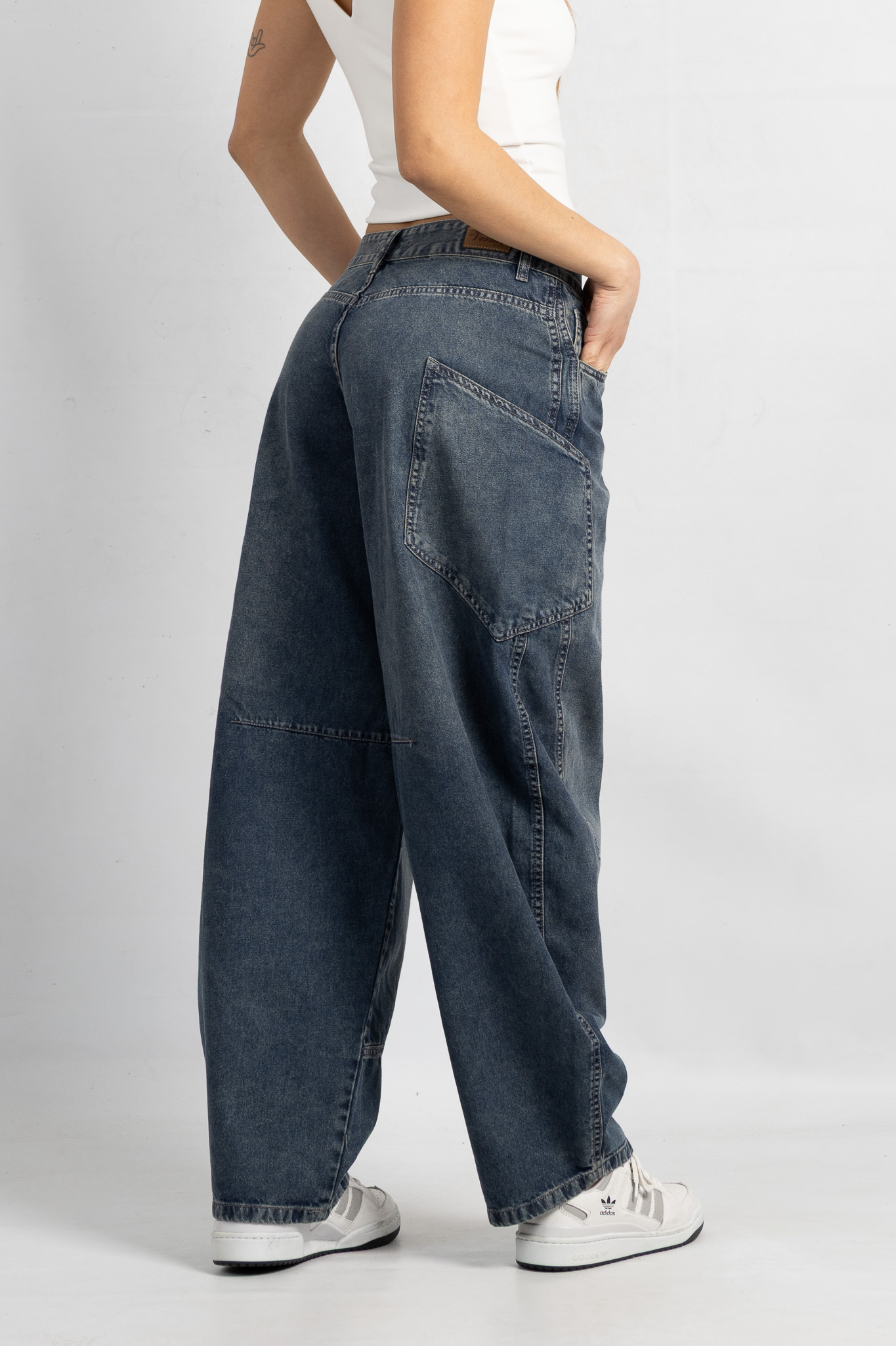 Art. 820 | Barrel Oxido Bolsillo Lateral Oversized TM