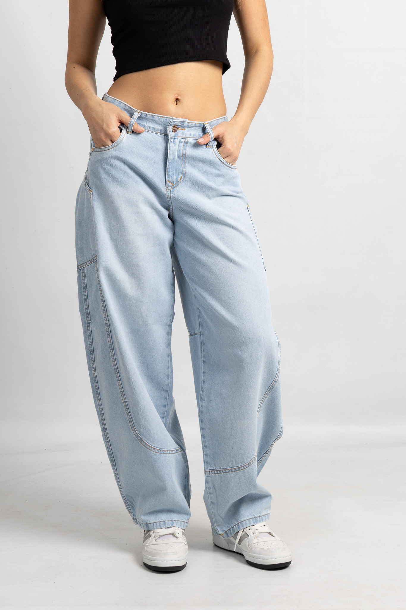 Art. 832 | Barrel Nevado Claro Bolsillo Lateral Oversized TM