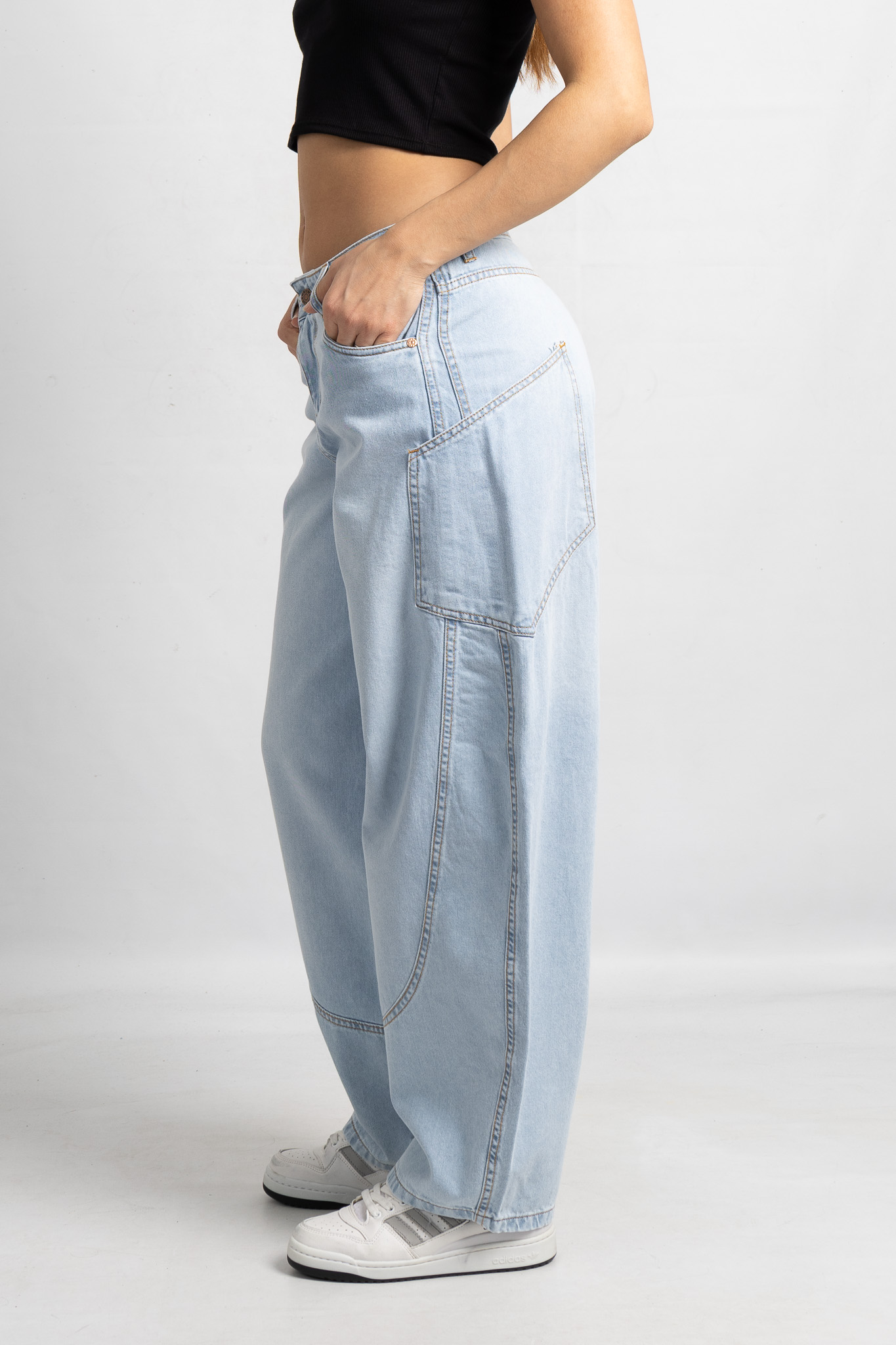 Art. 832 | Barrel Nevado Claro Bolsillo Lateral Oversized TM