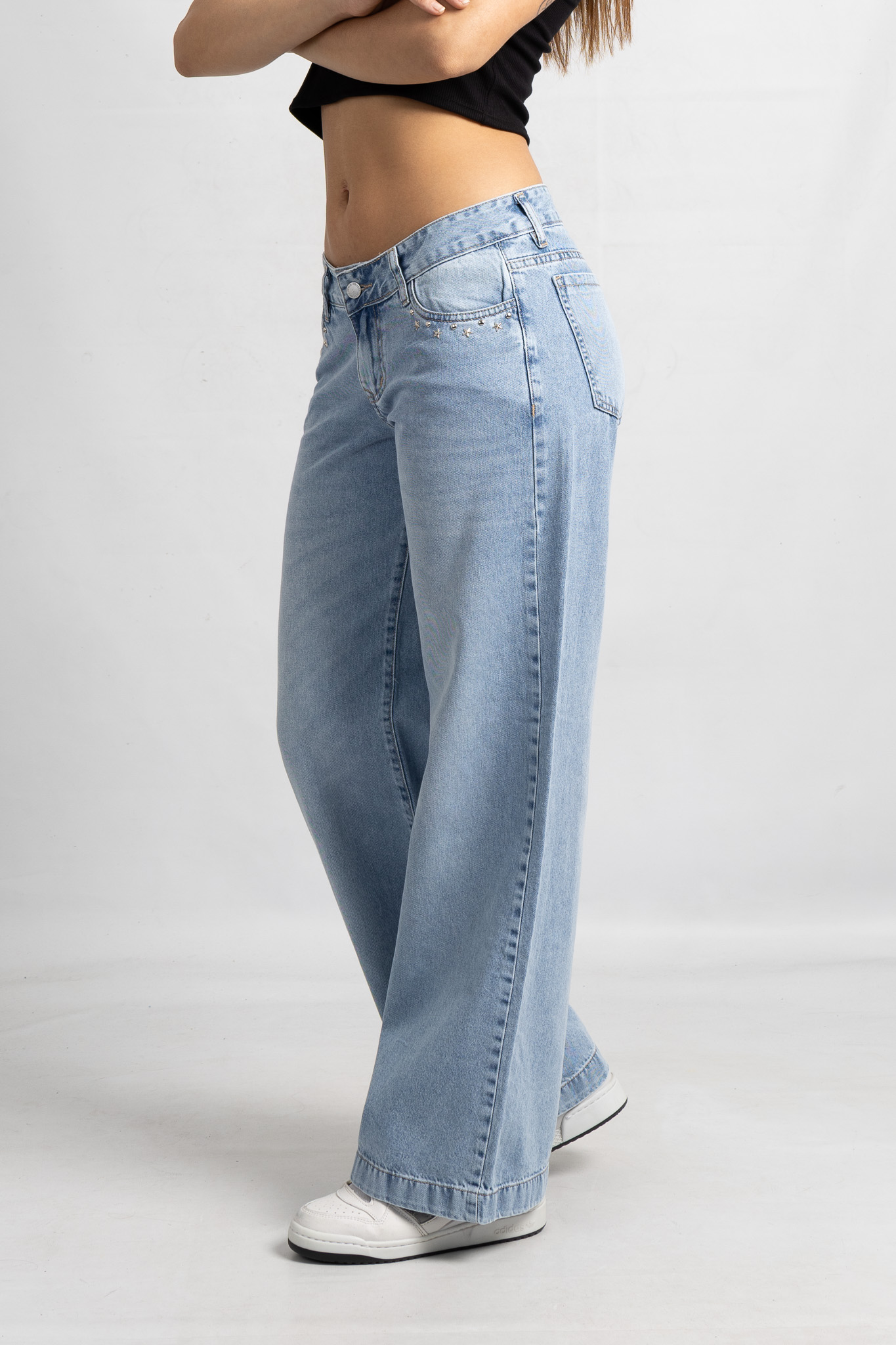 Art. 829 | Wide Leg nevado con tachitas TB