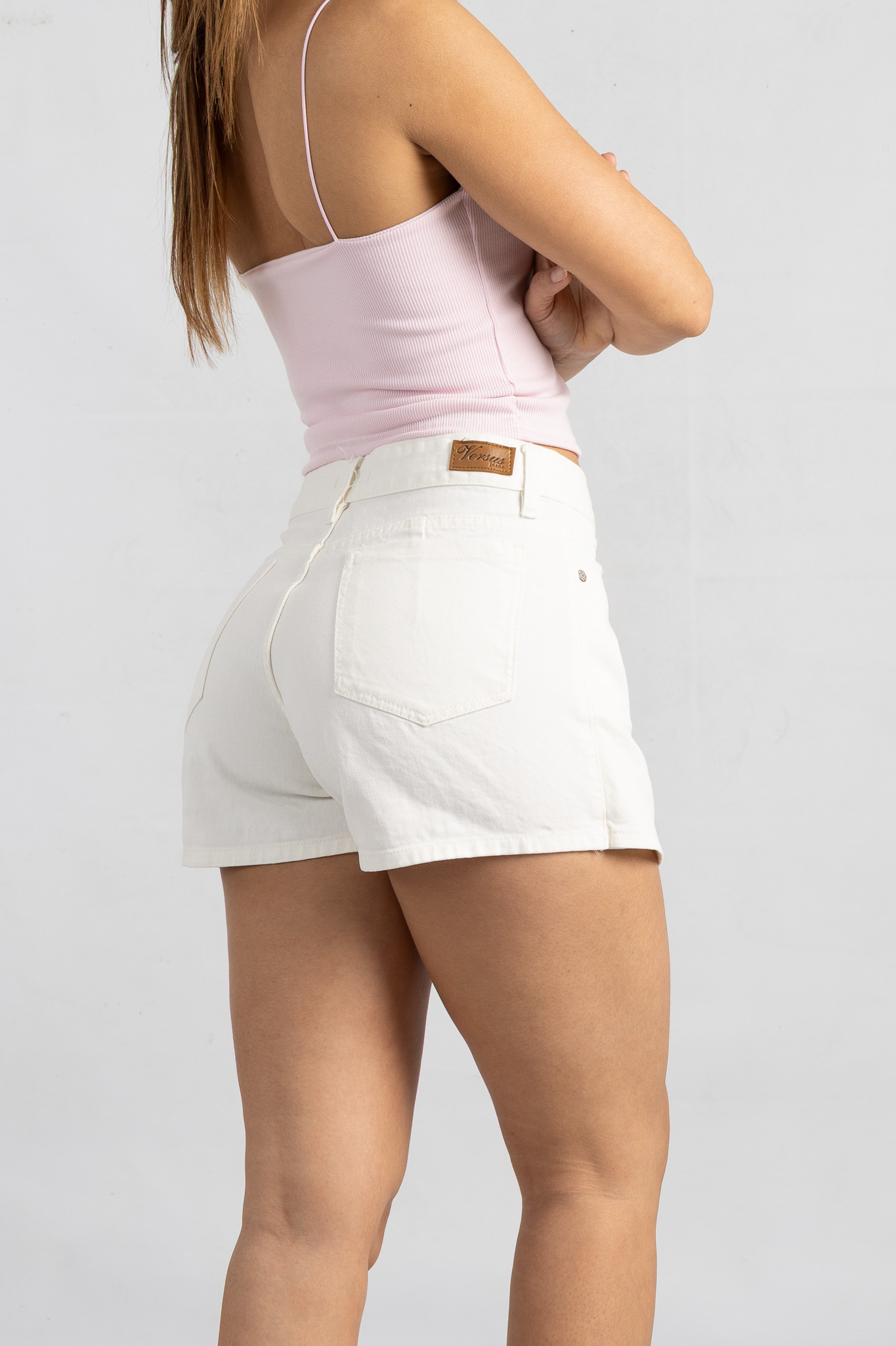 M-64 | Short Pollera Marfil Con Recorte