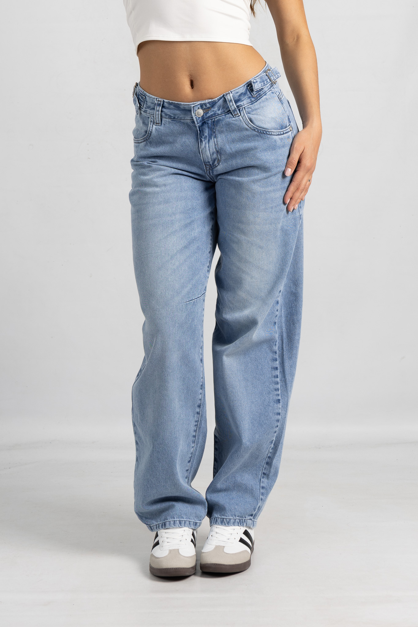 Art. 855 | Baggy Nevado Clasico con hebillas TM