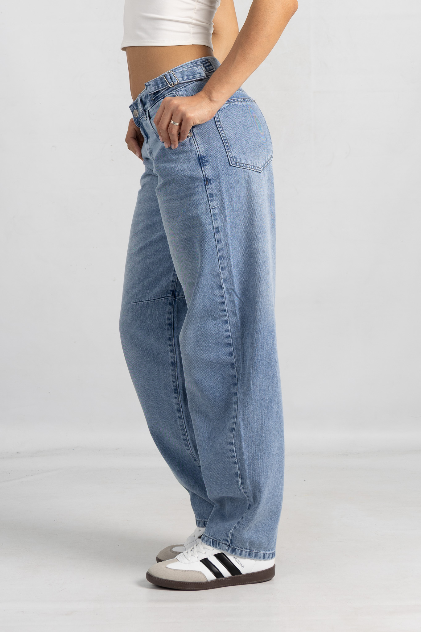 Art. 855 | Baggy Nevado Clasico con hebillas TM