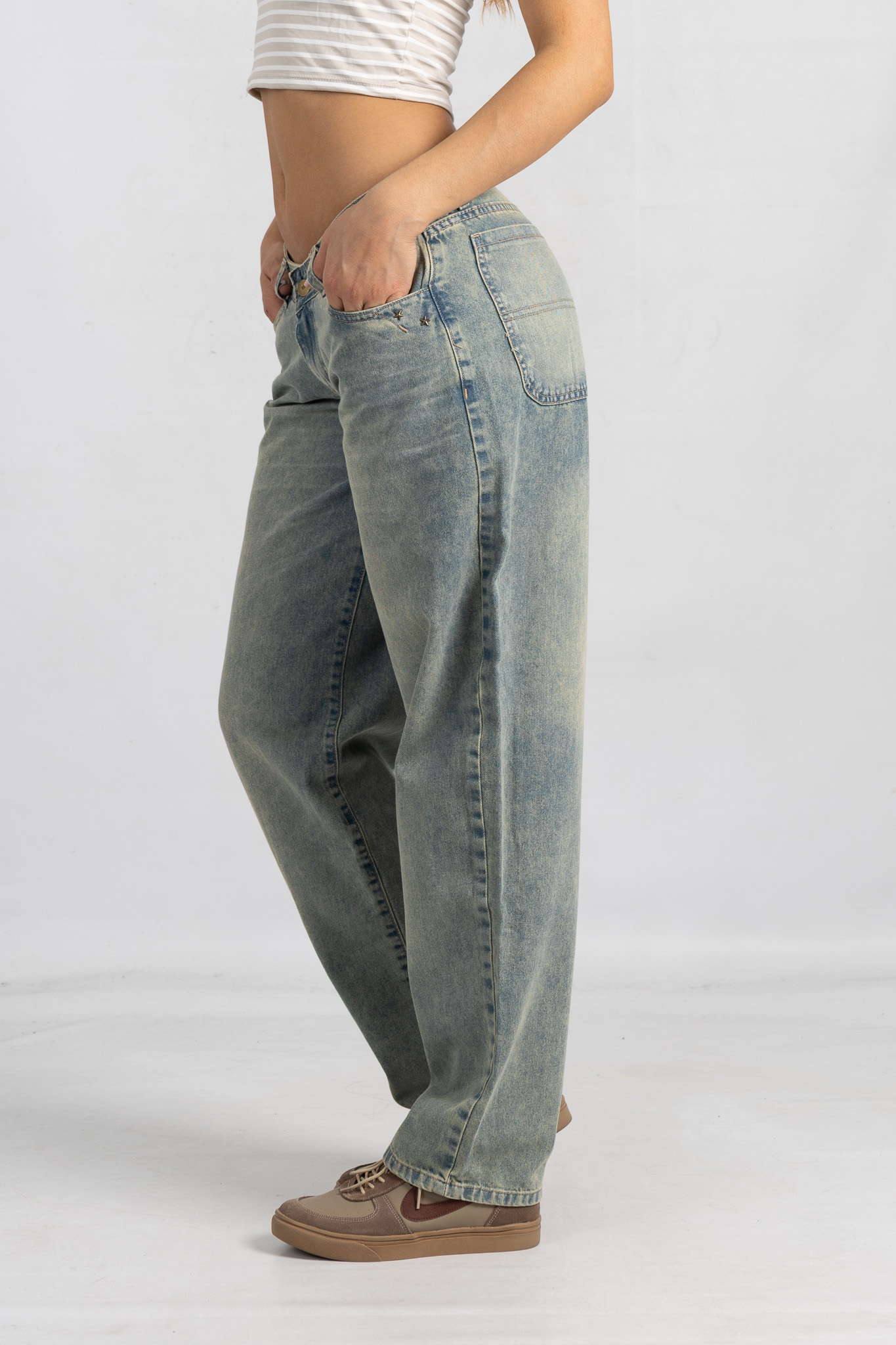 Art. 851 | Skater Oxido matizado con detalle en bolsillo TB