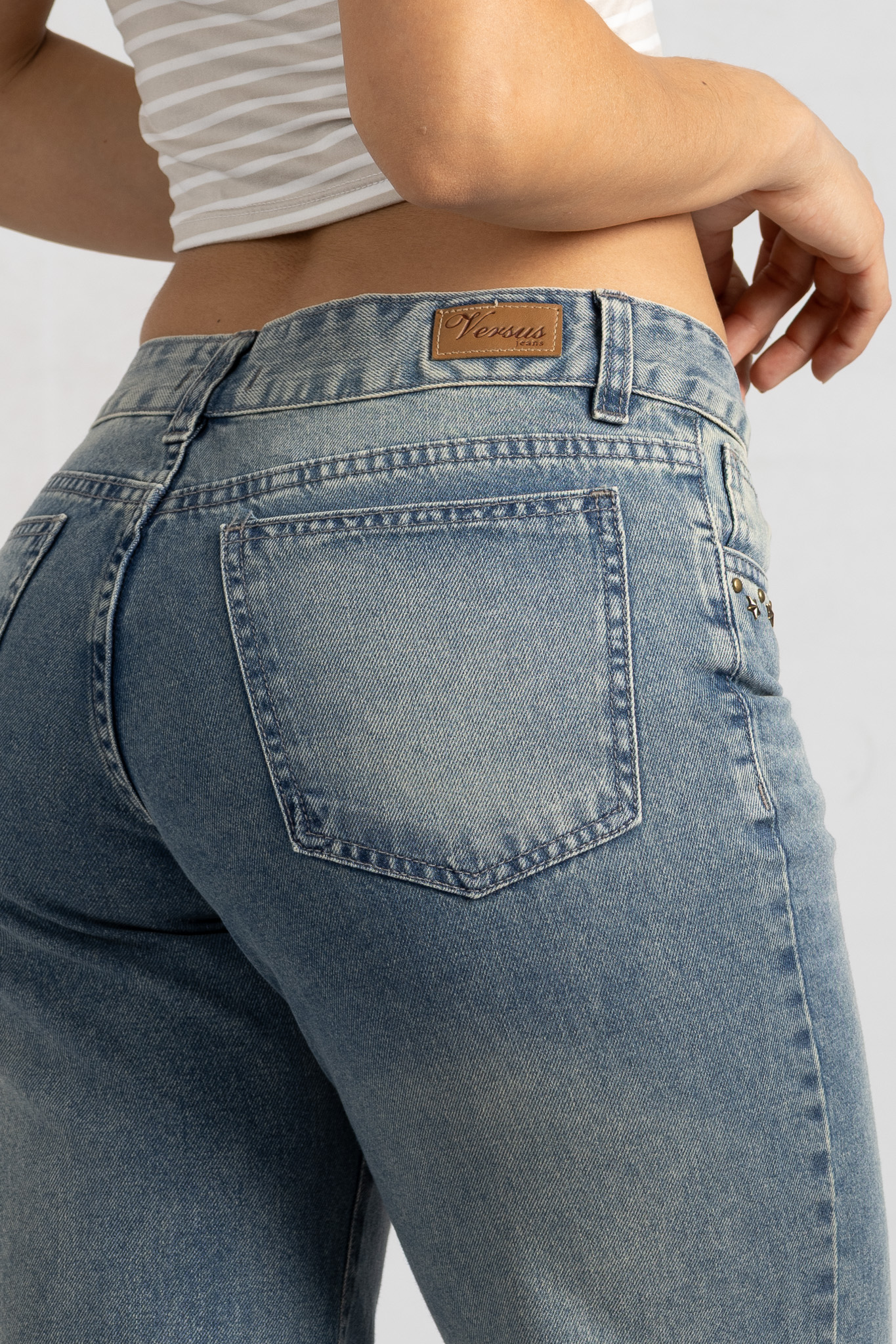 Art. 853 | Wide leg Oxido Desflecado con tachitas TM