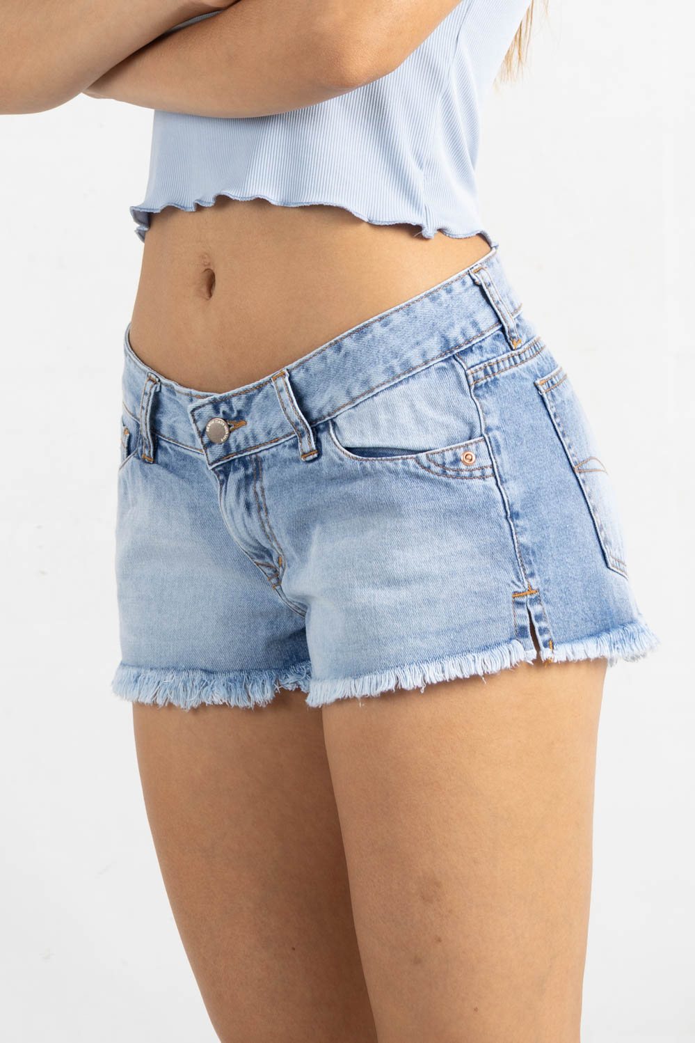 SH-160 | Short Nevado Desflecado detalles y con abertura HN TB