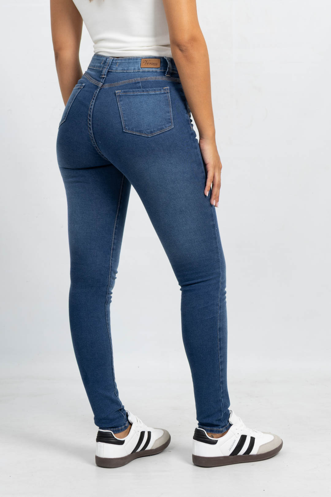 Art. 870 | Chupin Jeans Bolsillo bordes con tachita