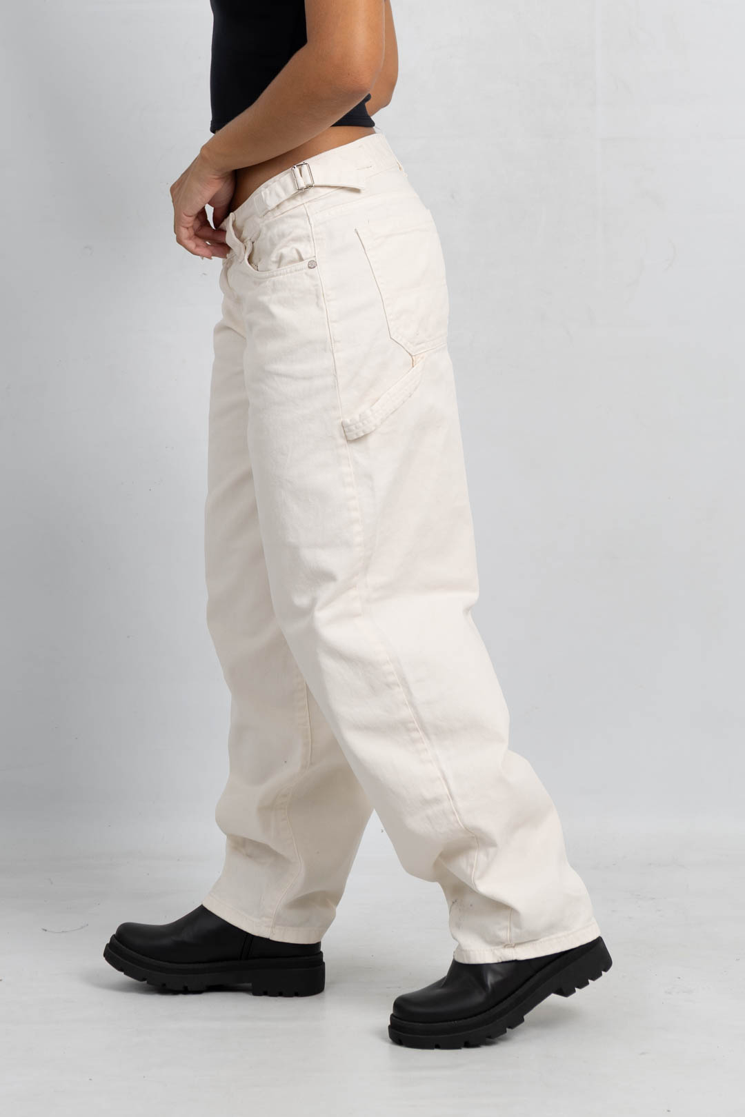 Art. 867 | Baggy Beige Con Hebilla TB