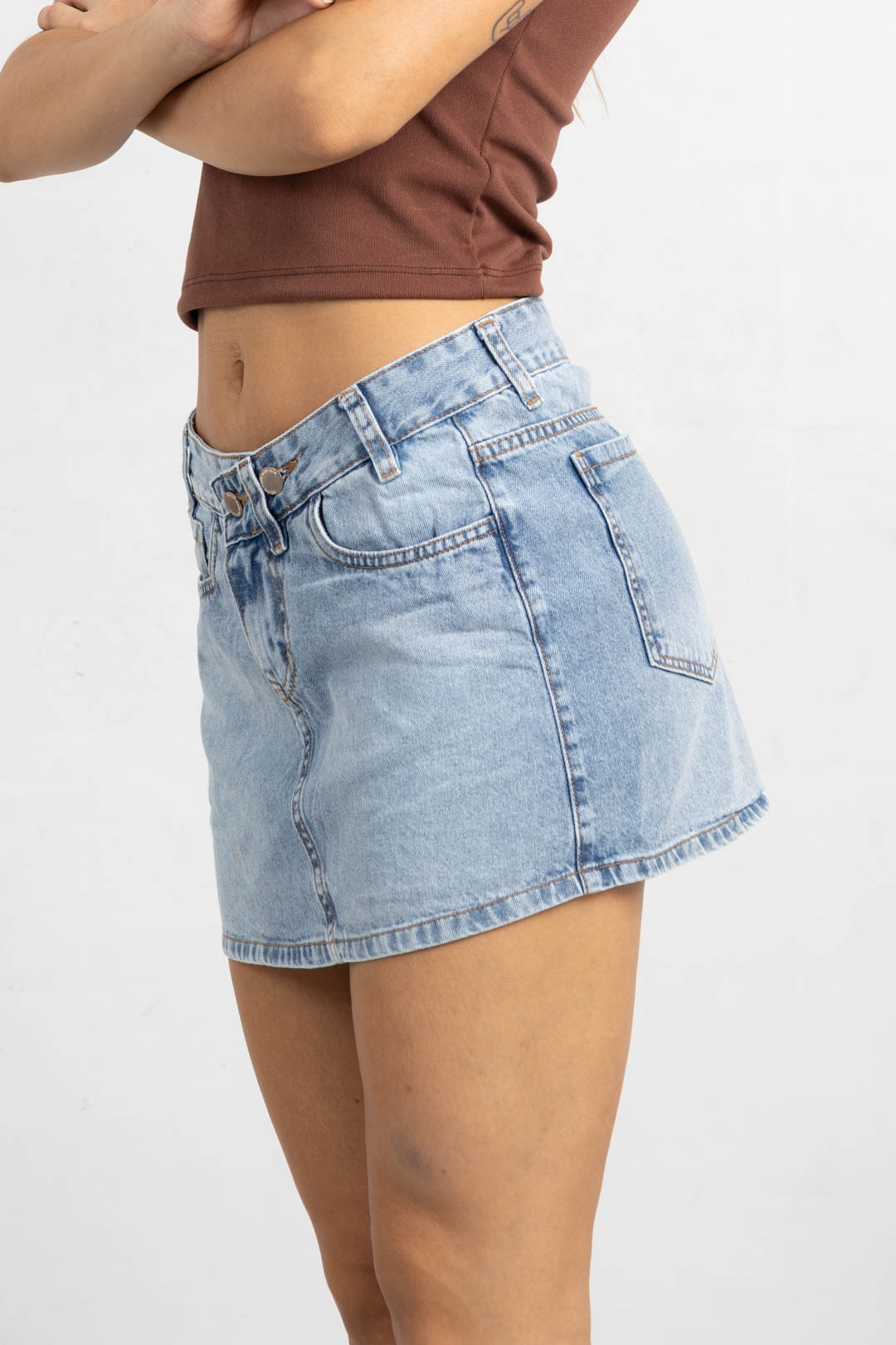 M-84 | Mini Nevada clásica doble botón asimétrico TM