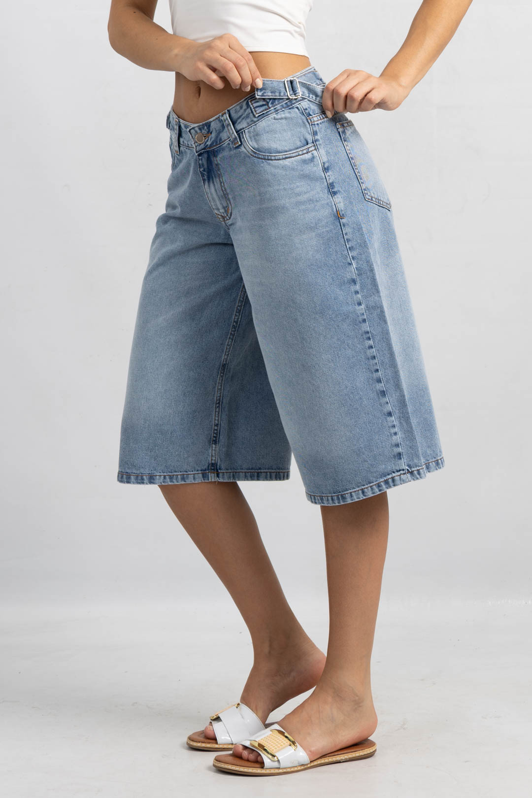 B-35 | Bermuda Nevado Claro Clasico