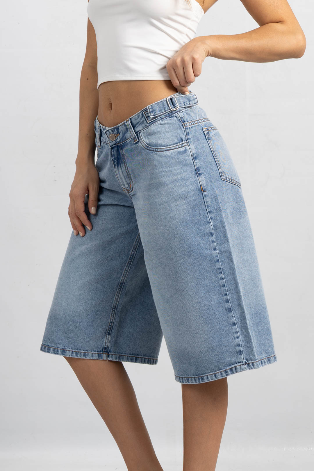 B-35 B-35 | Bermuda Nevado Claro Clasico