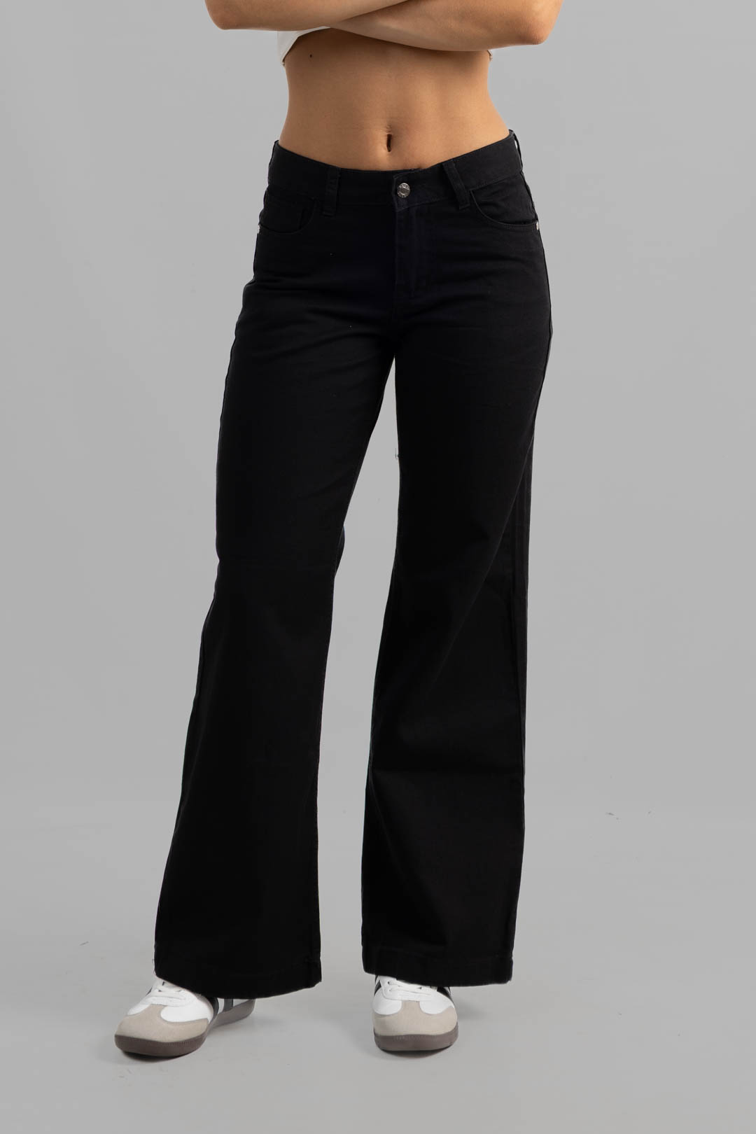Art.877 | Wide Leg negro Boteado ancho TM