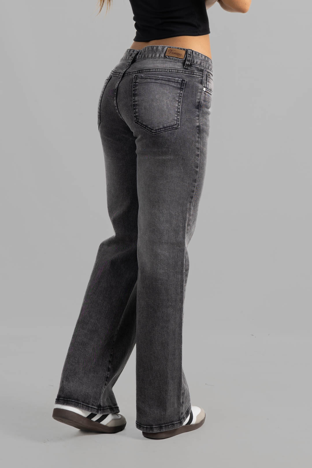 Art. 884 | Wide leg gris oscuro TM