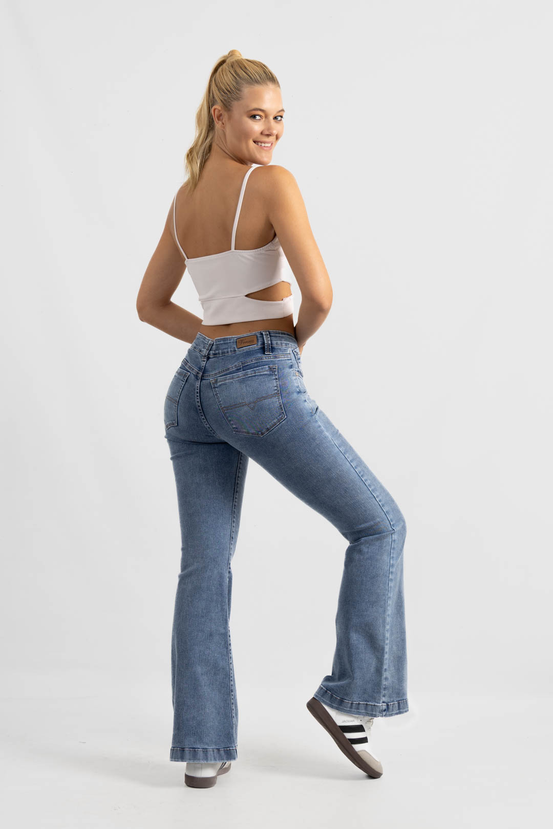 Art. 896 | Oxford Nevado Con Detalle en bolsillo TB