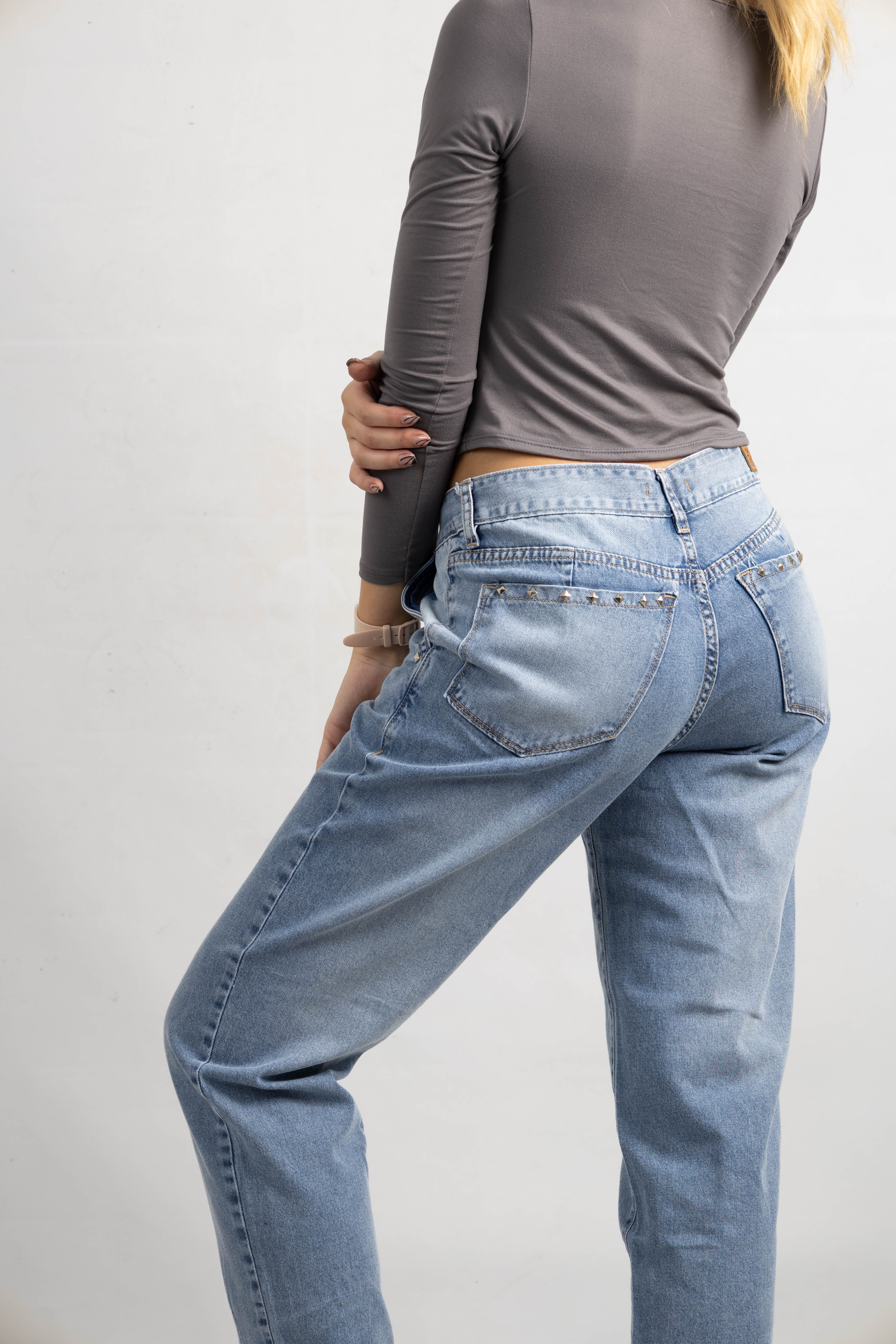 Art. 898 | Mom Slouchy nevado clasico