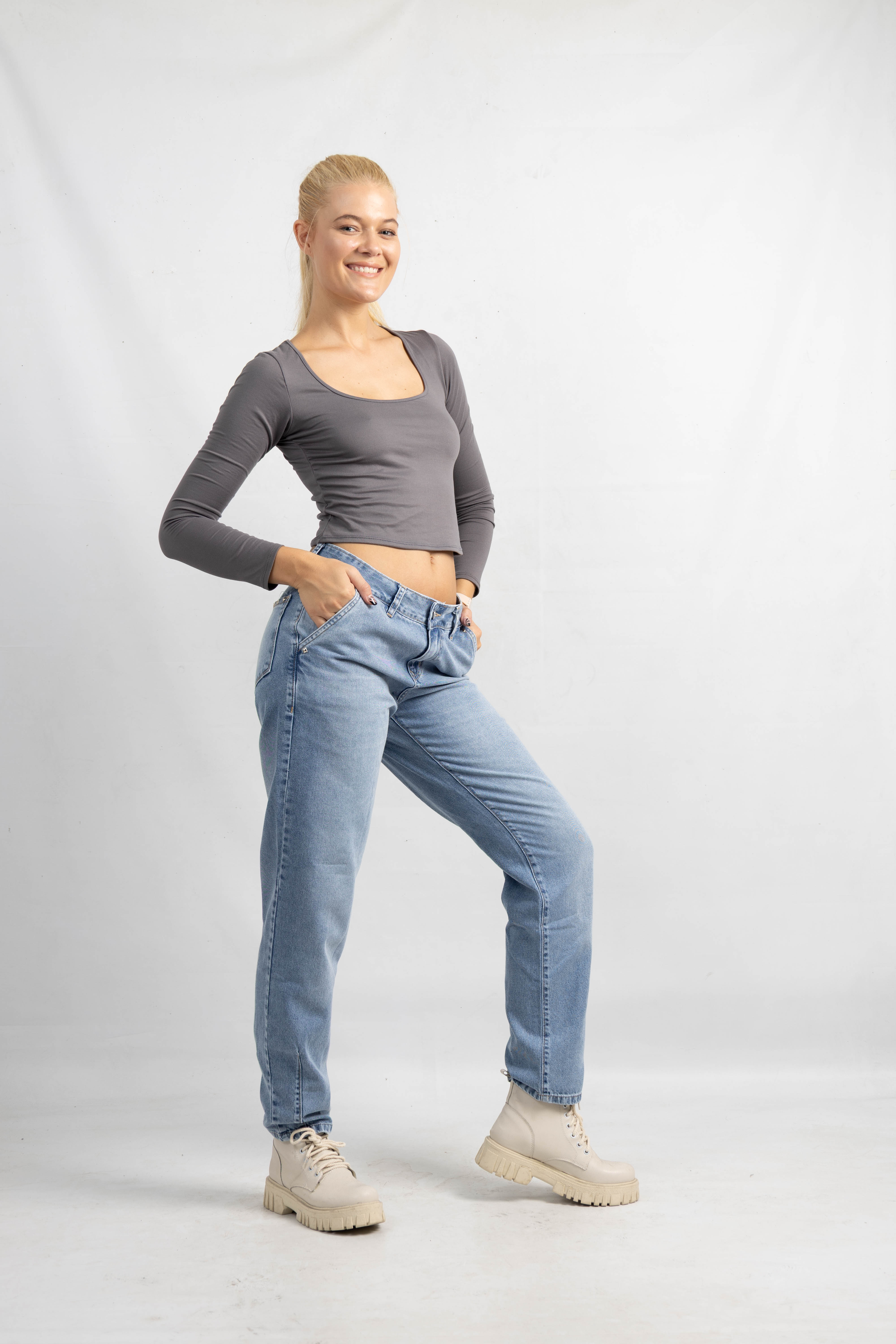 Art. 898 | Mom Slouchy nevado clasico