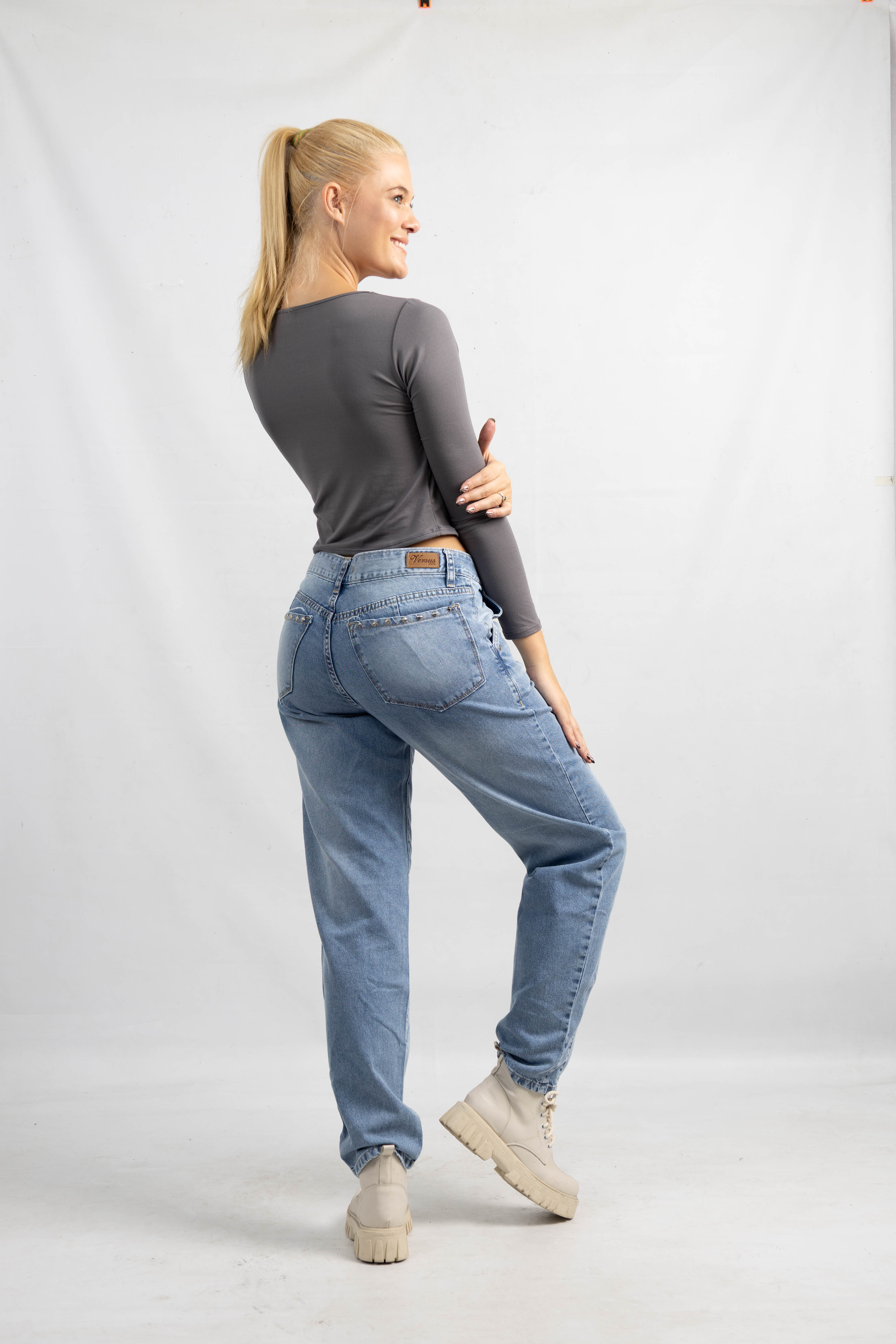 Art. 898 | Mom Slouchy nevado clasico