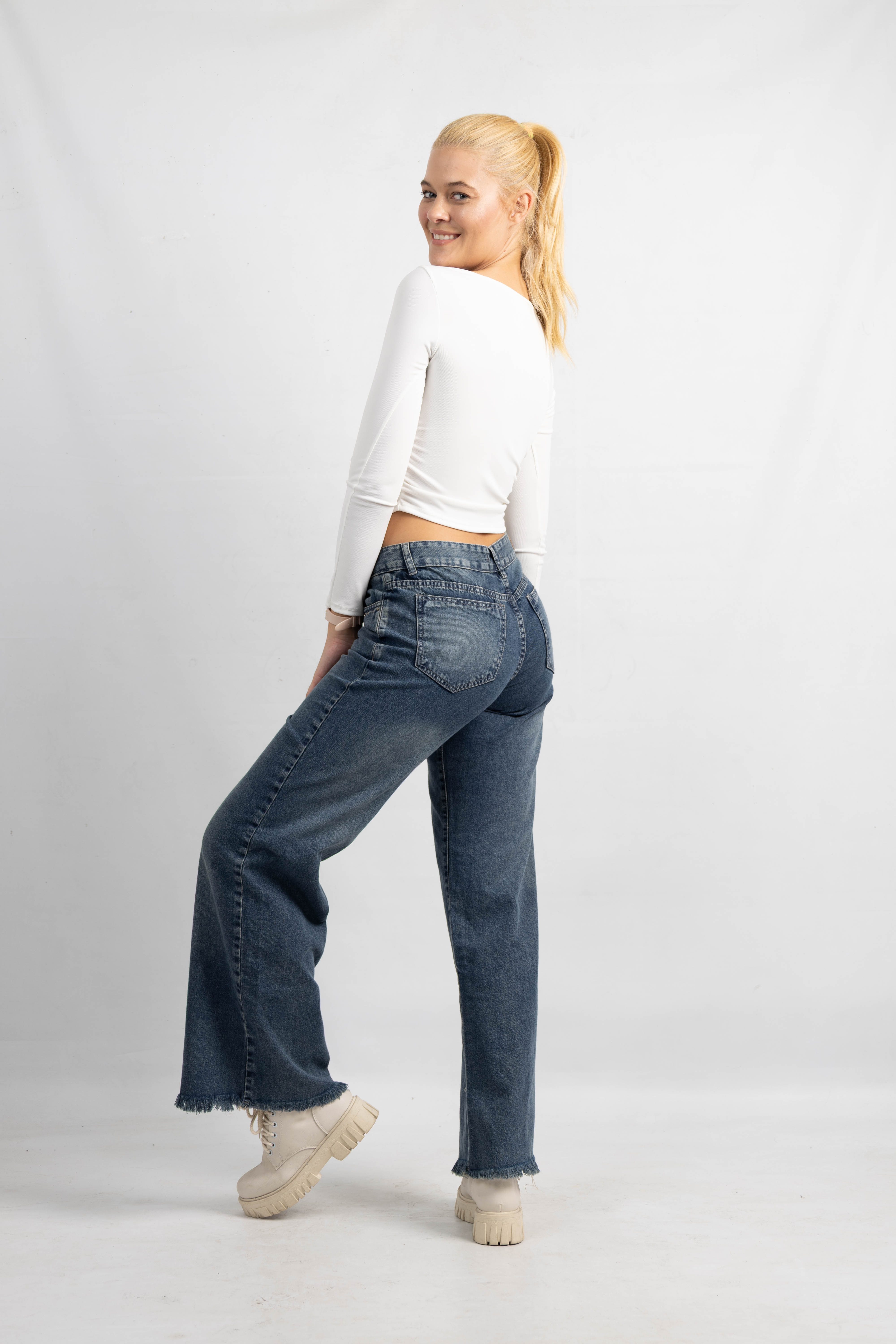 Art. 904 | Wide leg Oxido Tachitas bolsillo HG TM