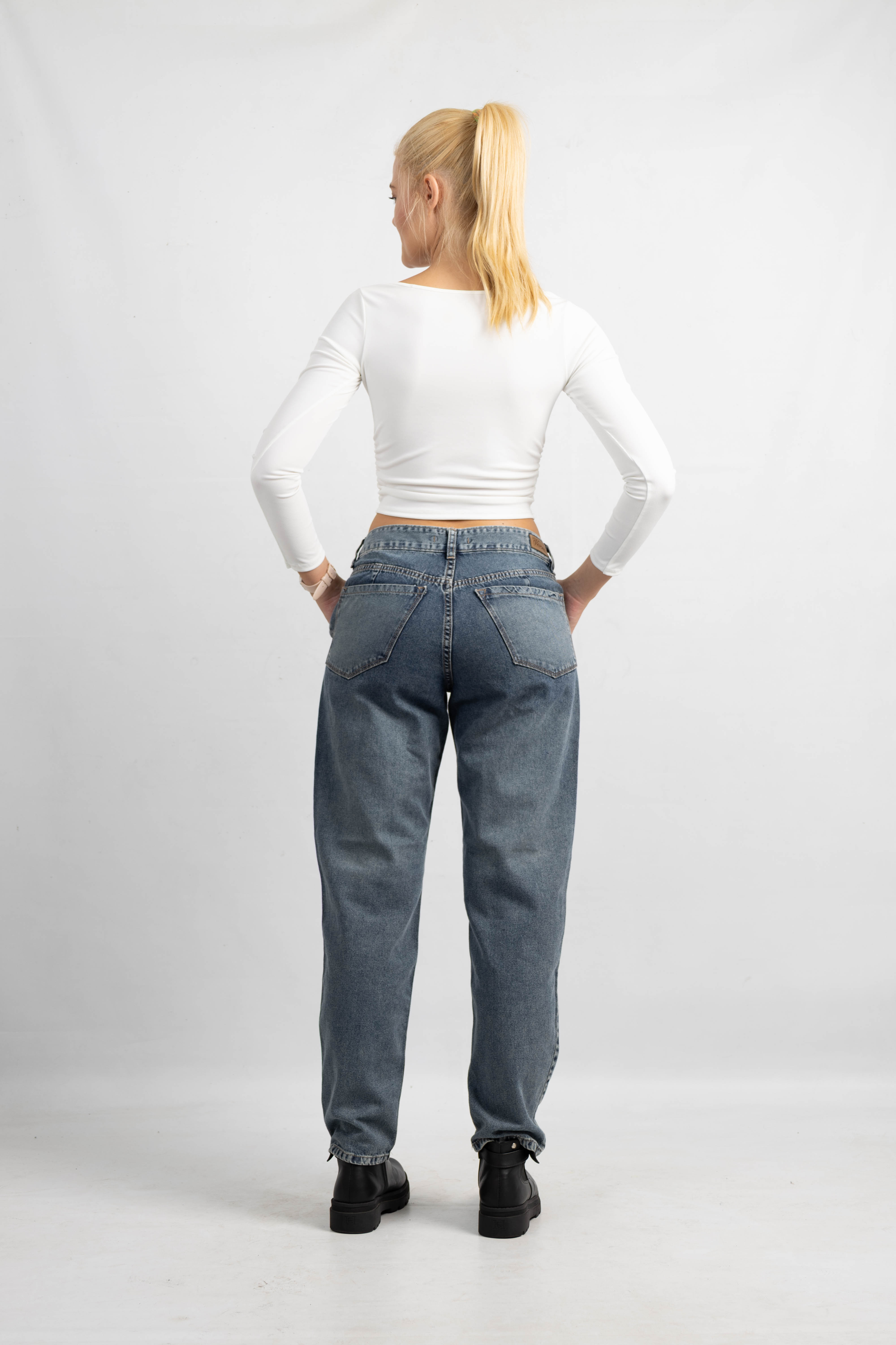 Art. 905 | Mom Slouchy Oxido Nevado TM