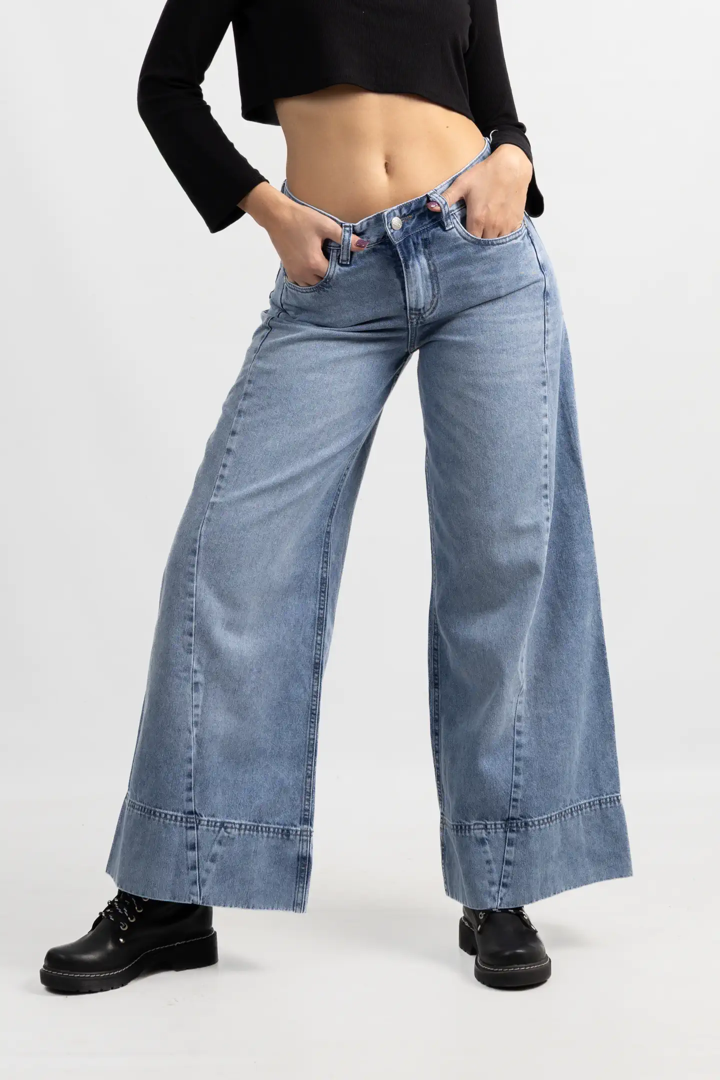Art. 912 | Wide leg Cutted Nevado TM