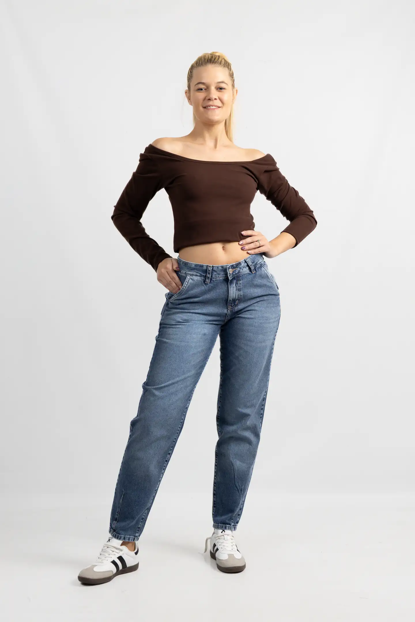 Art. 920 | Mom Slouchy Nevado Oscuro TM