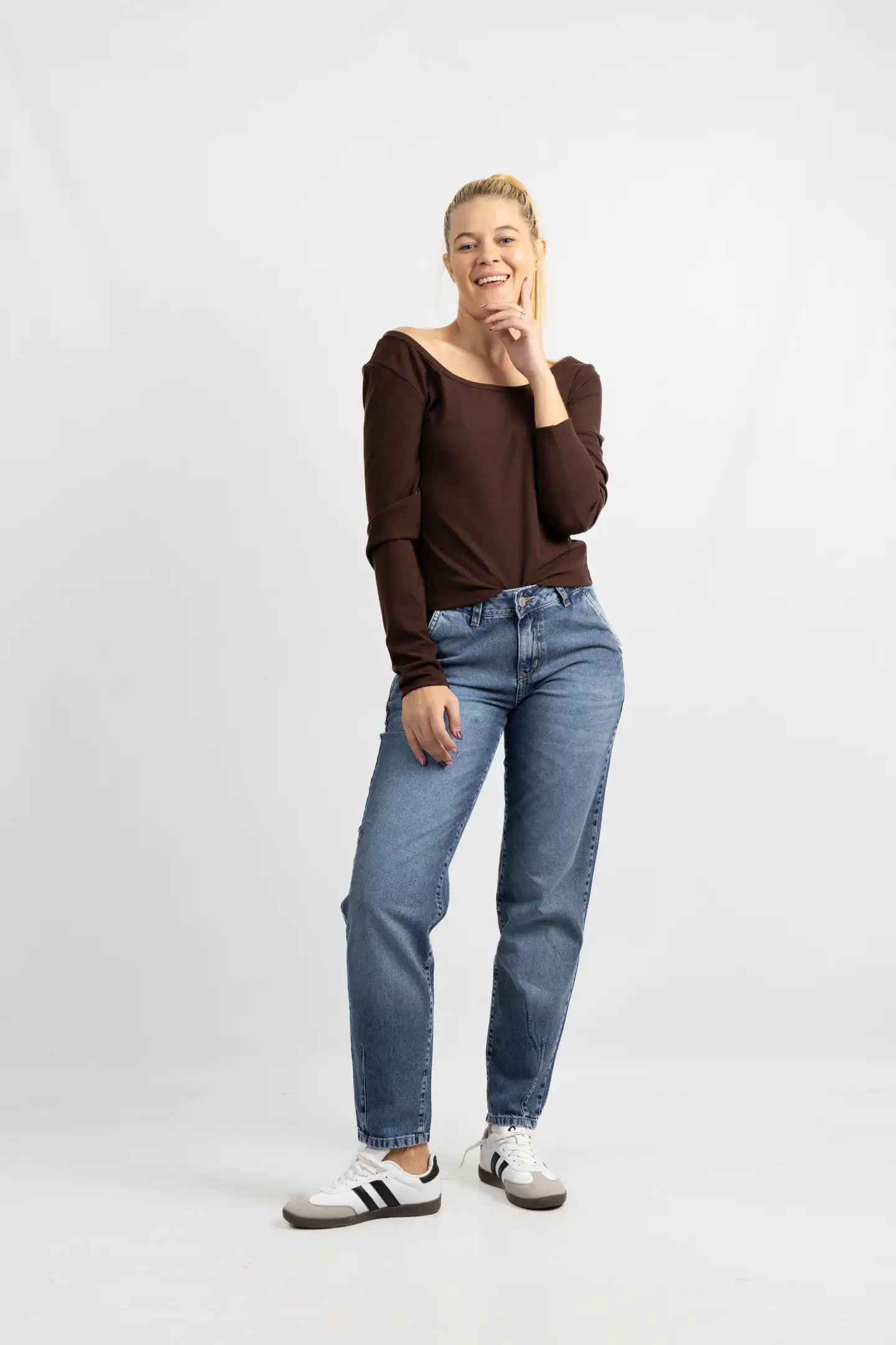 Art. 920 | Mom Slouchy Nevado Oscuro TM