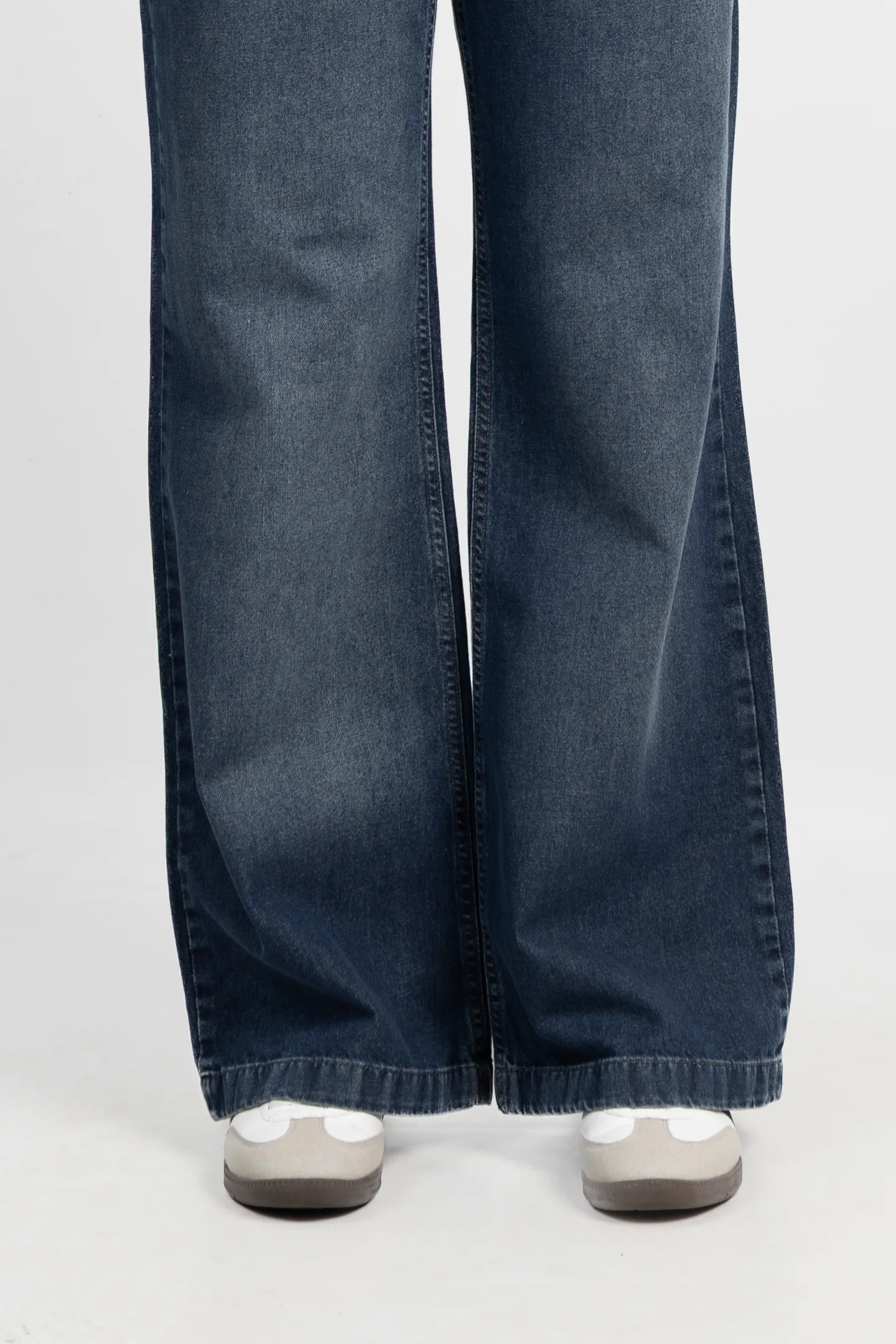 Art. 944 Wide leg Oxido con tapa atrás TB