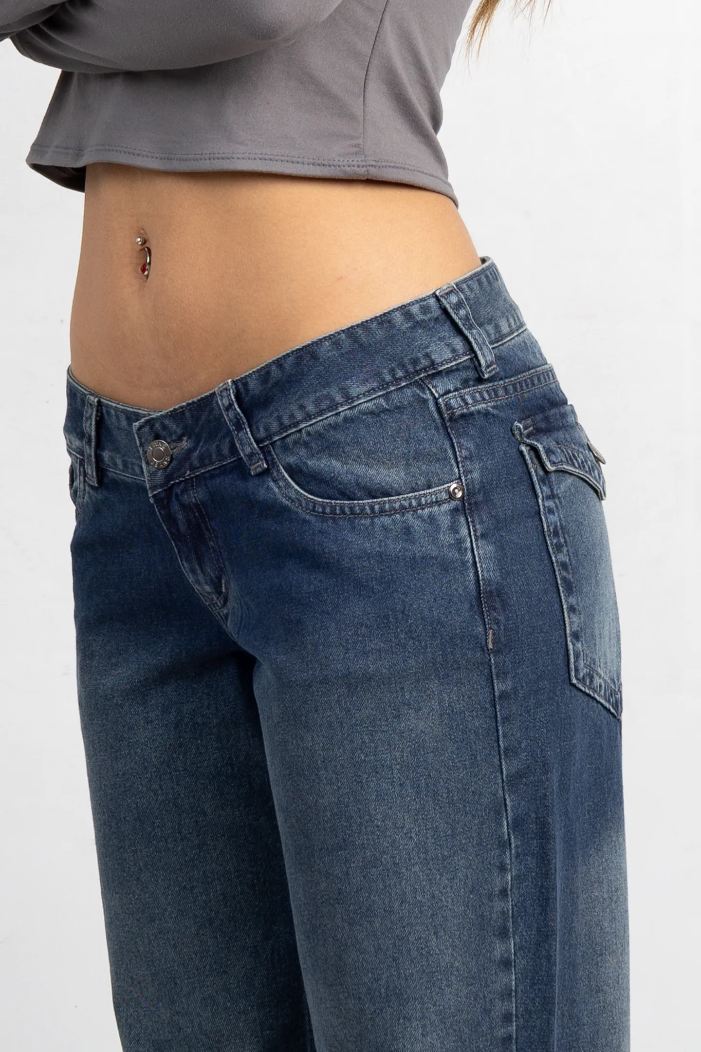 Art. 944 Wide leg Oxido con tapa atrás TB