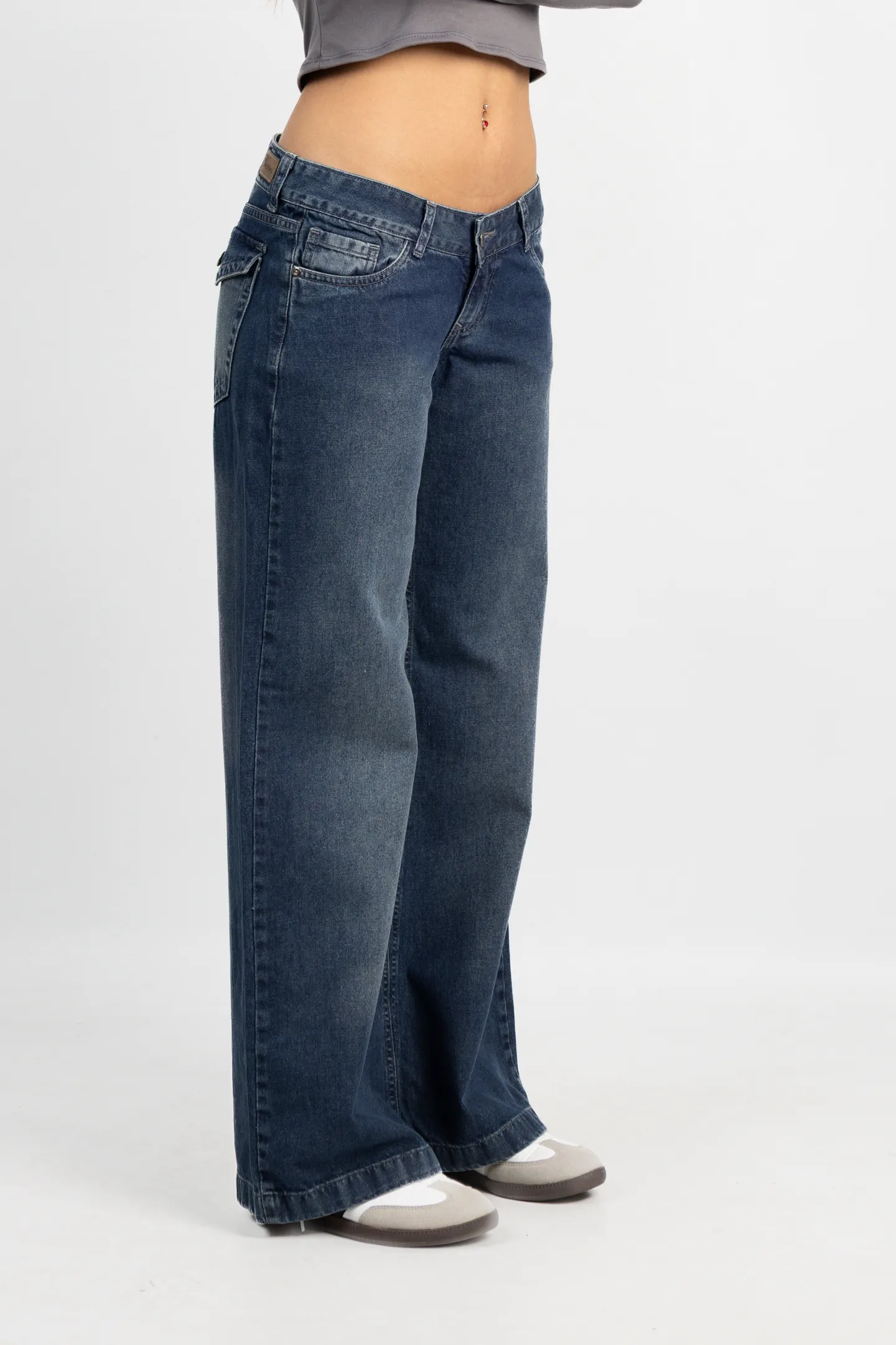 Art. 944 Wide leg Oxido con tapa atrás TB