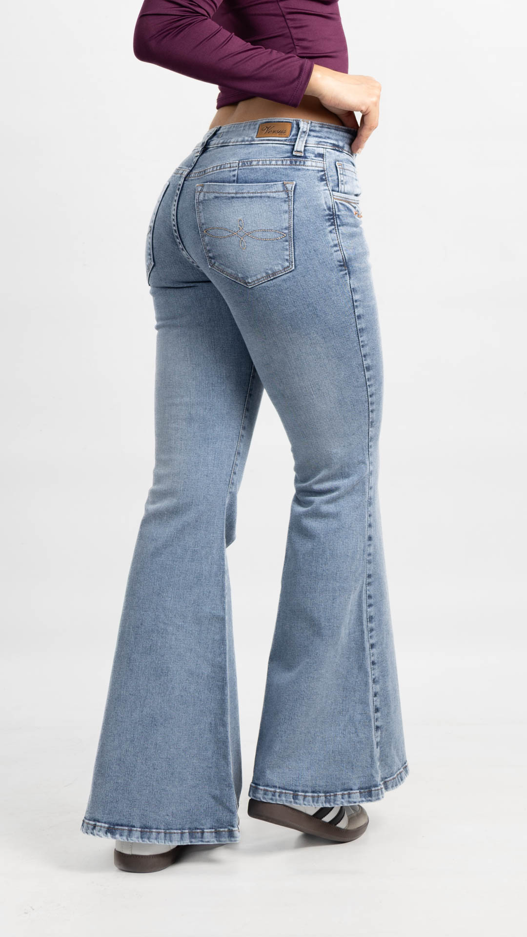 Art. 946 | Mega Oxford Nevado Bordado TM