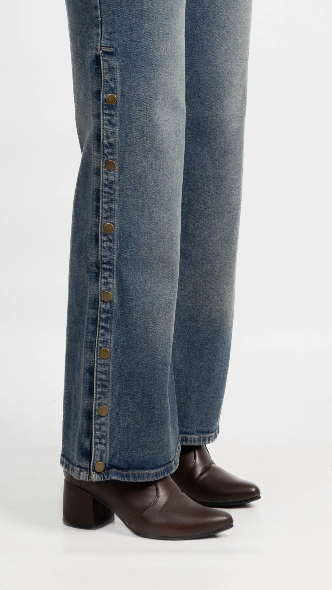 Art. 947 | Wide leg Oxido Semi-elastizado con Broche TM