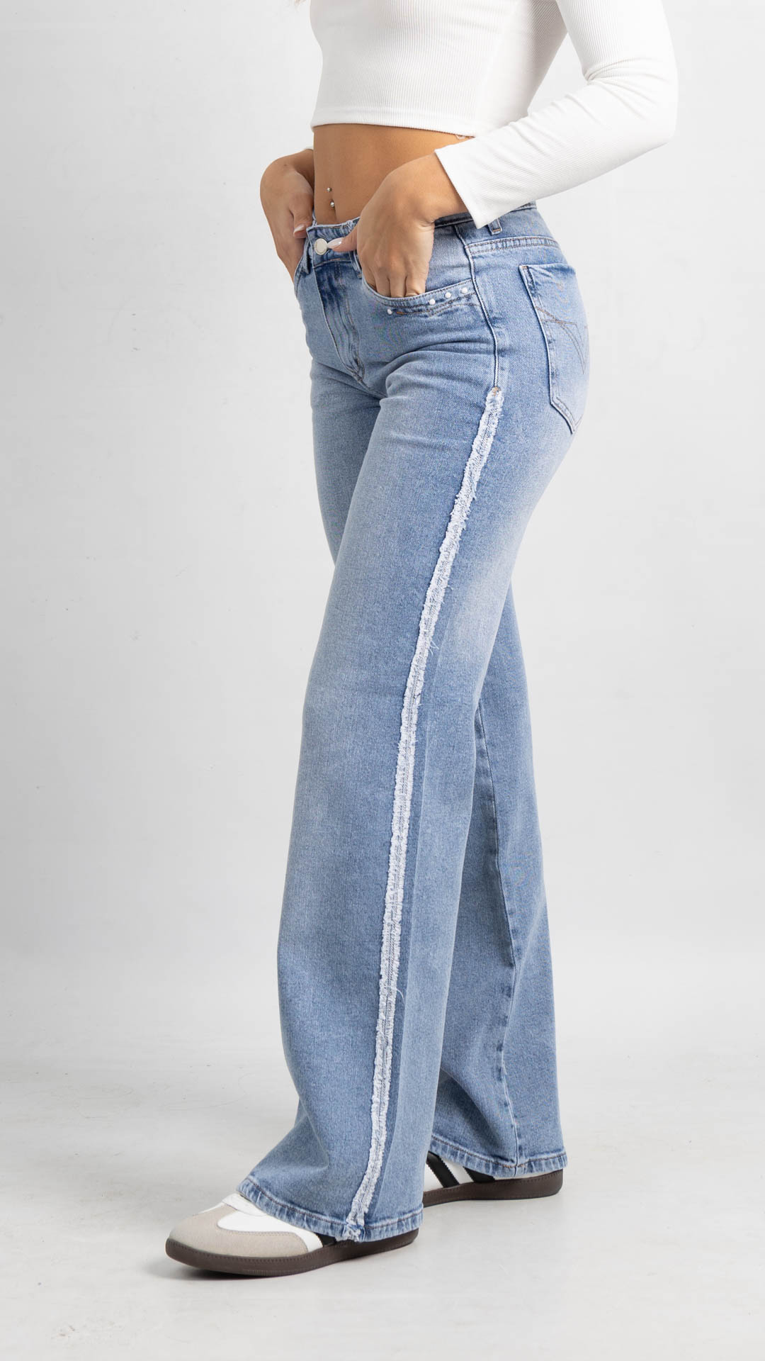 Art. 962 | Wide leg Nevado Semi-Elastizado franja costados desfl. TM