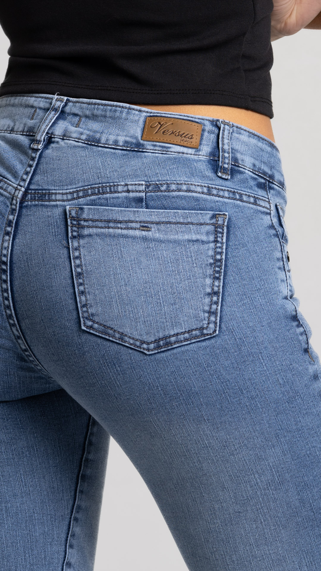 Art. 979 | Chupin Nevado detalles bolsillos TB
