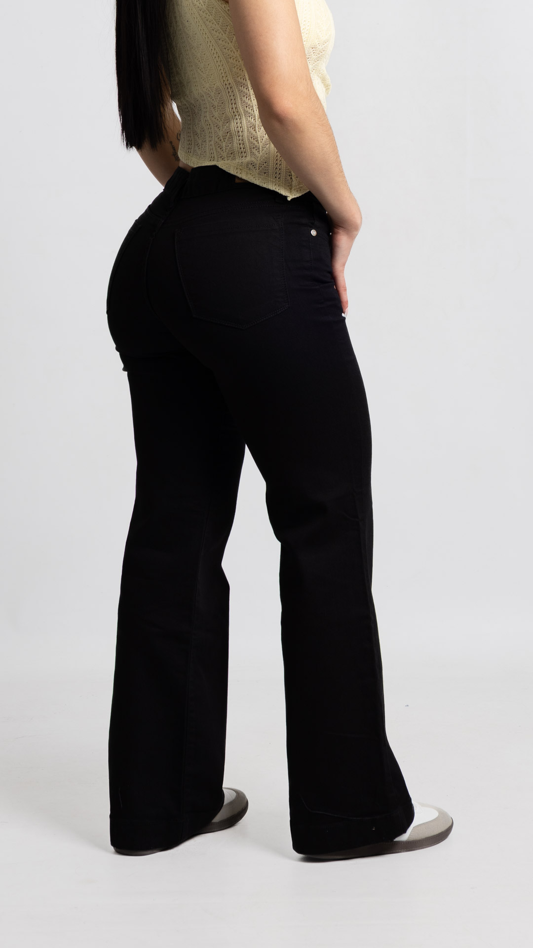Art. 989 | Wide Leg Negro Elastizado TM