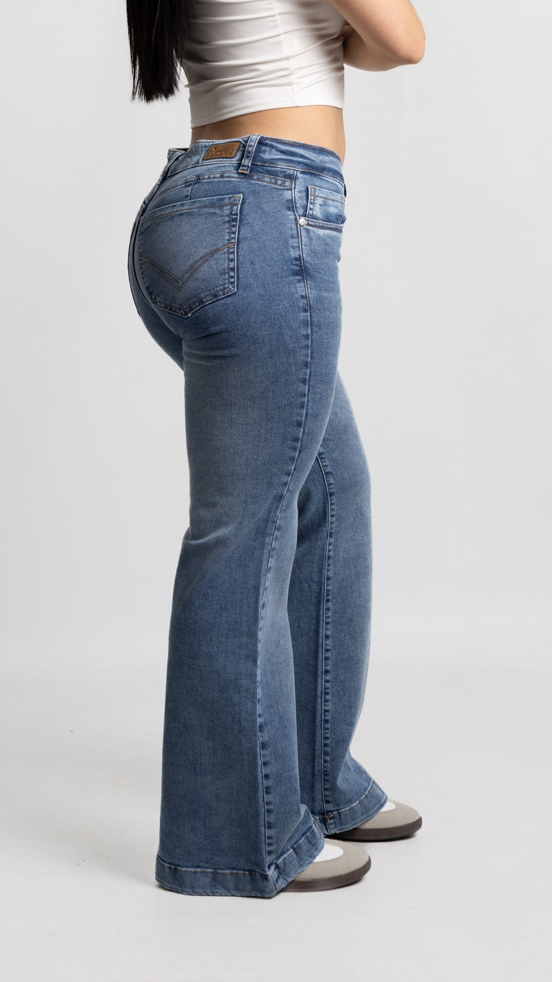 Art. 1005 | Oxford Nevado con detalle bolsillo HC TB